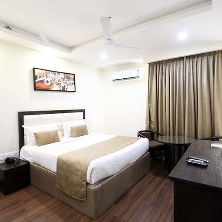 Hotel Genx Usha Kiran Agra Agra  Zewnętrze zdjęcie