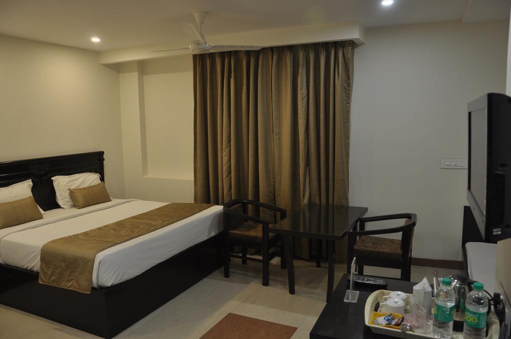 Hotel Genx Usha Kiran Agra Agra  Zewnętrze zdjęcie