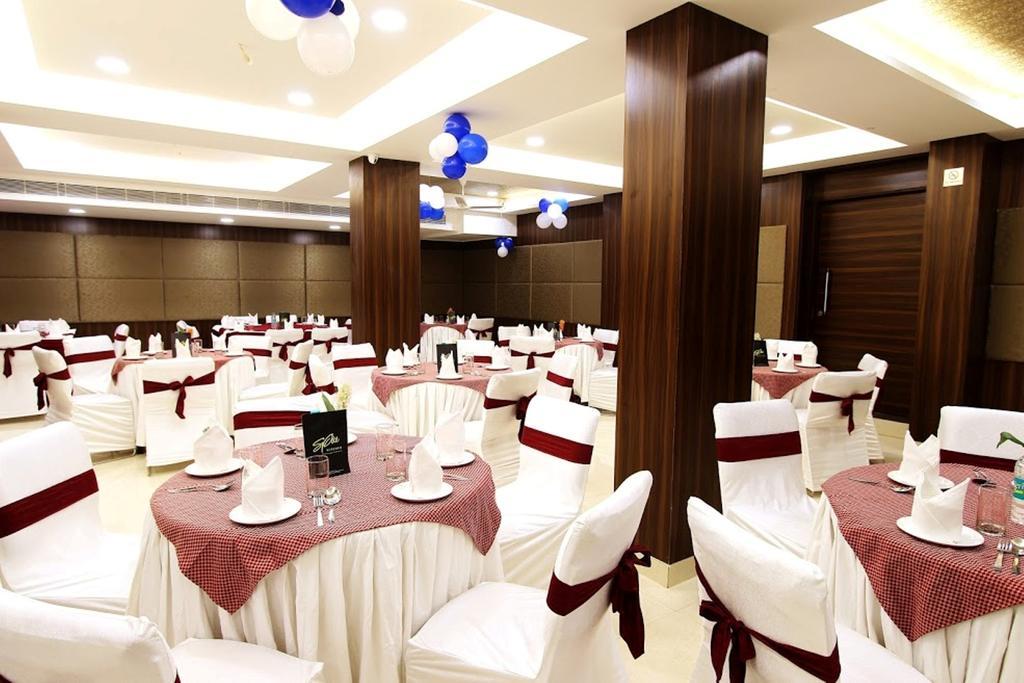 Hotel Genx Usha Kiran Agra Agra  Zewnętrze zdjęcie