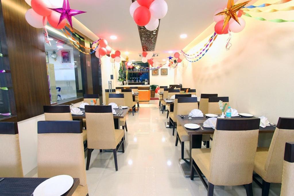 Hotel Genx Usha Kiran Agra Agra  Zewnętrze zdjęcie
