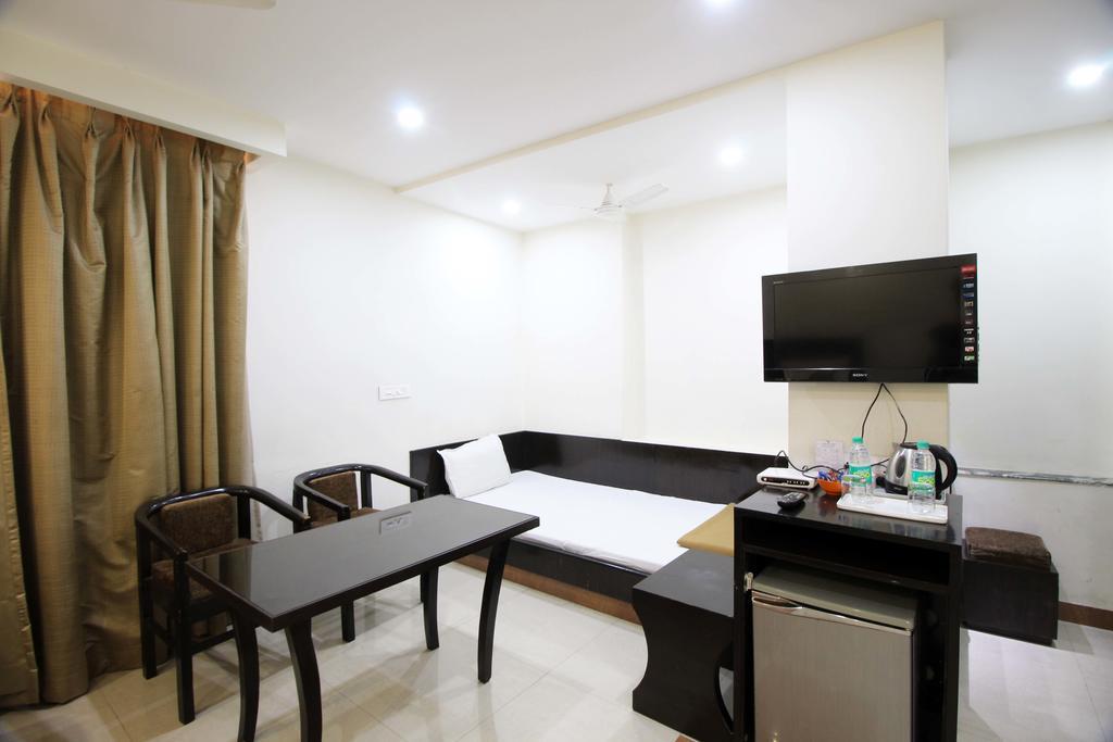 Hotel Genx Usha Kiran Agra Agra  Zewnętrze zdjęcie