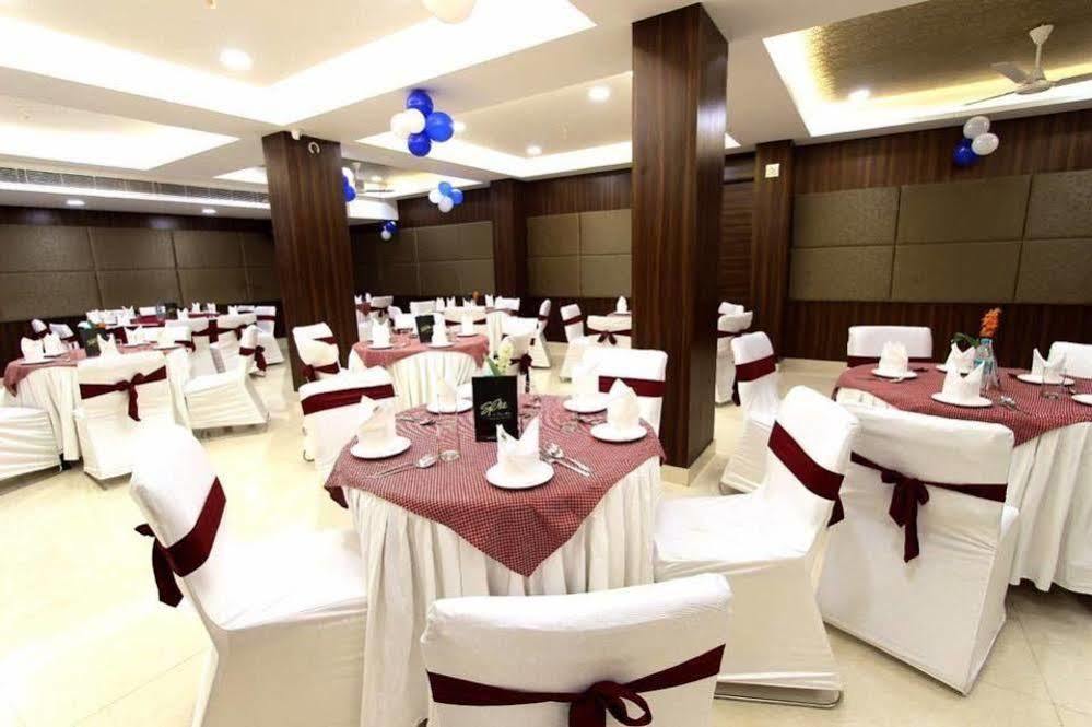 Hotel Genx Usha Kiran Agra Agra  Zewnętrze zdjęcie